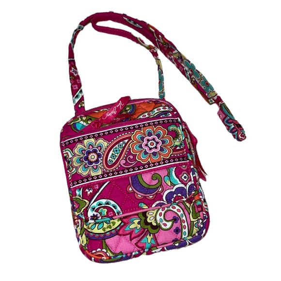 Vera Bradley Handbags - Vera Bradley Crossbody